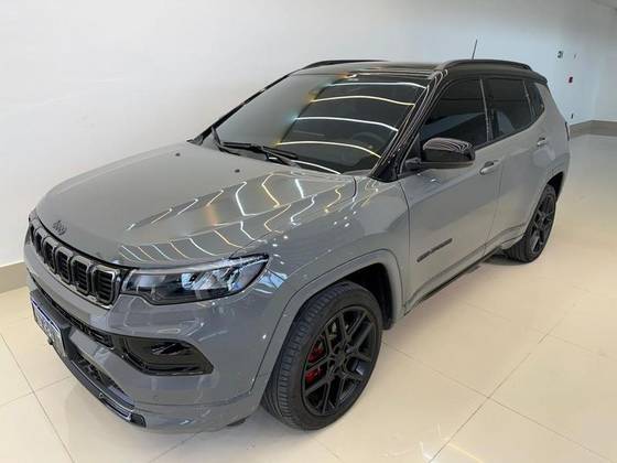 JEEP COMPASS 2.0 HURRICANE 4 TURBO GASOLINA BLACKHAWK AT9 JEEP COMPASS 2.0 HURRICANE 4 TURBO GASOLINA BLACKHAWK AT9